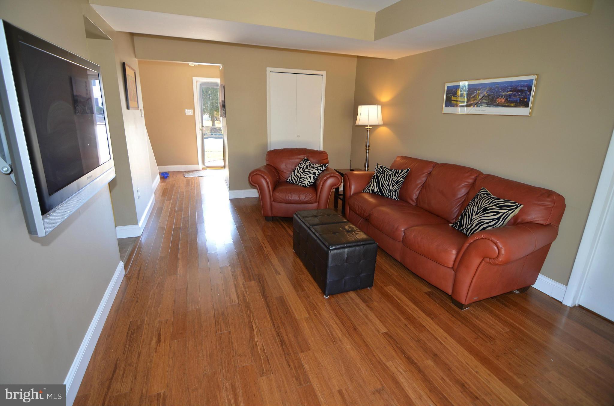 932 Fall Ridge Way Gambrills, MD 21054 - Photo 15 of 30 Family Room