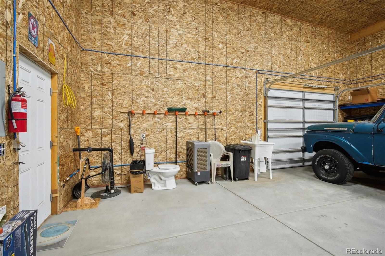 5761 Desert Inn Loop Elizabeth, CO 80107 - Photo 37 of 49 Gallery Image 37