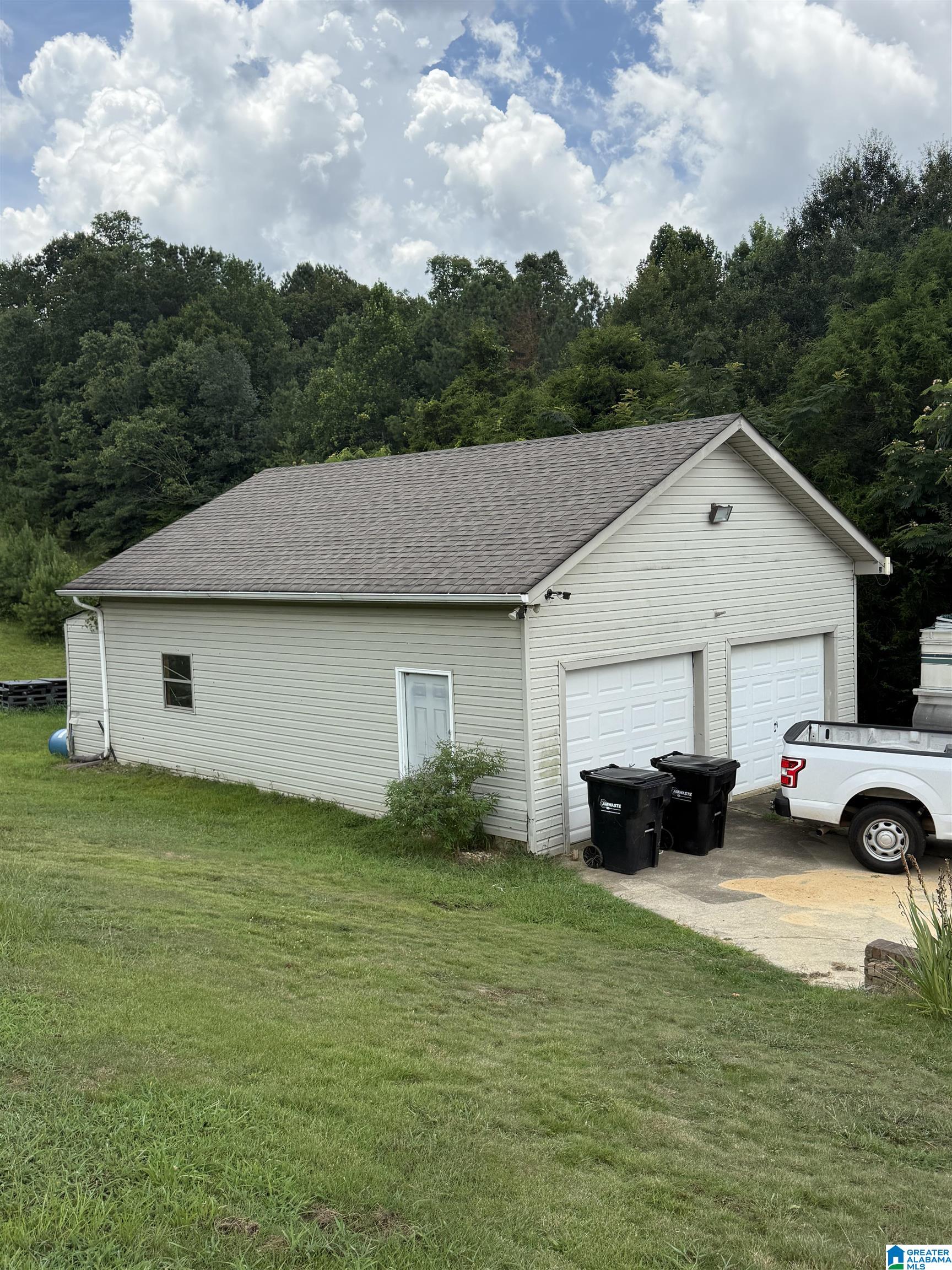 9590 River Ridge Lane Bessemer, AL 35023 - Photo 2 of 4 Gallery Image 2