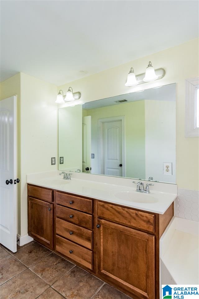 217 Falling Waters Way Alabaster, AL 35114 - Photo 14 of 30