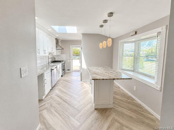21 Kevin Road Commack, NY 11725 - Photo 7 of 21