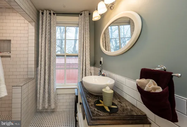 $379,000 | 215 H Street, Mountain Lake Park, MD 21550