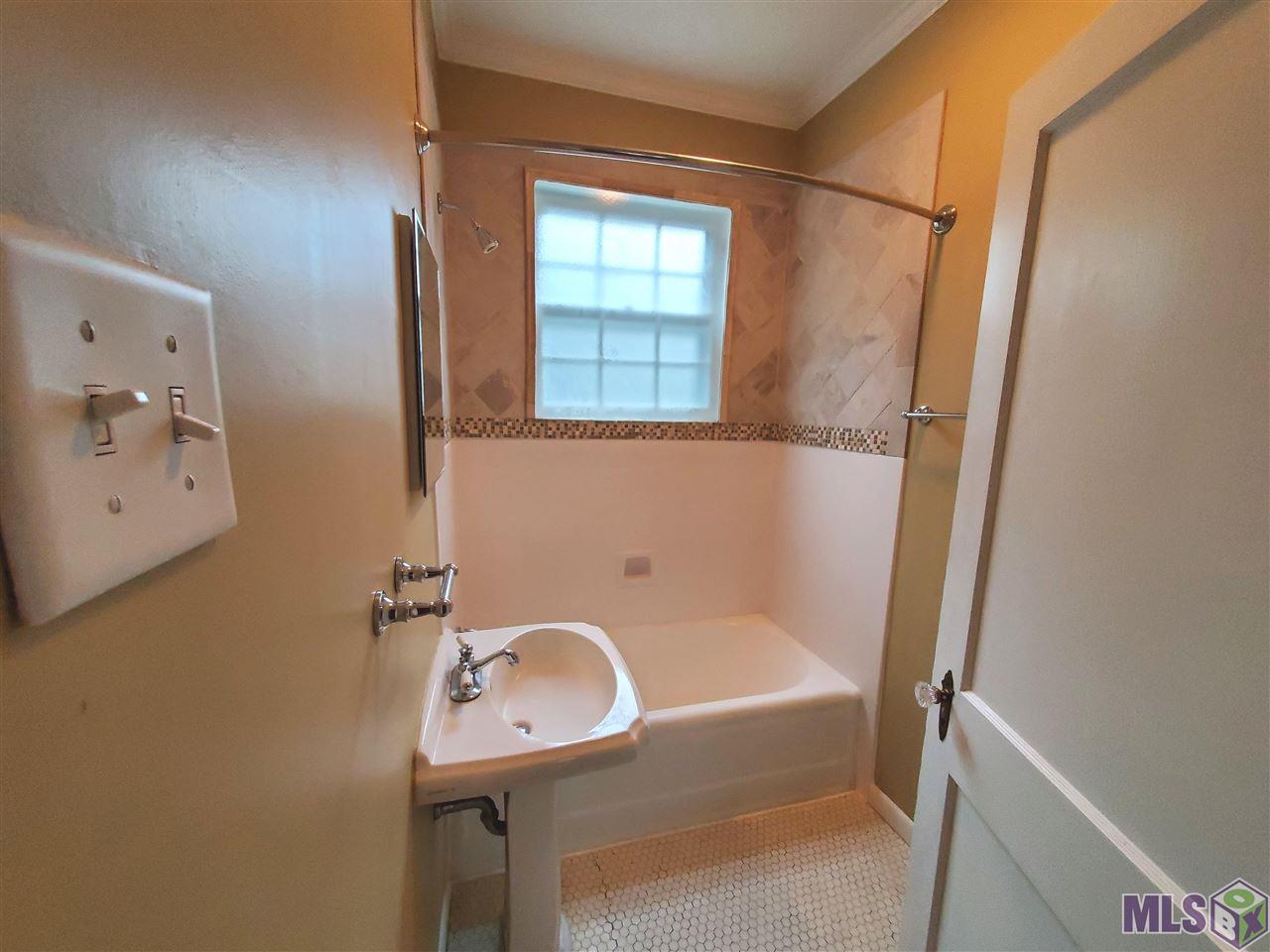 2147 Tulip Street Baton Rouge, LA 70806 - Photo 7 of 15