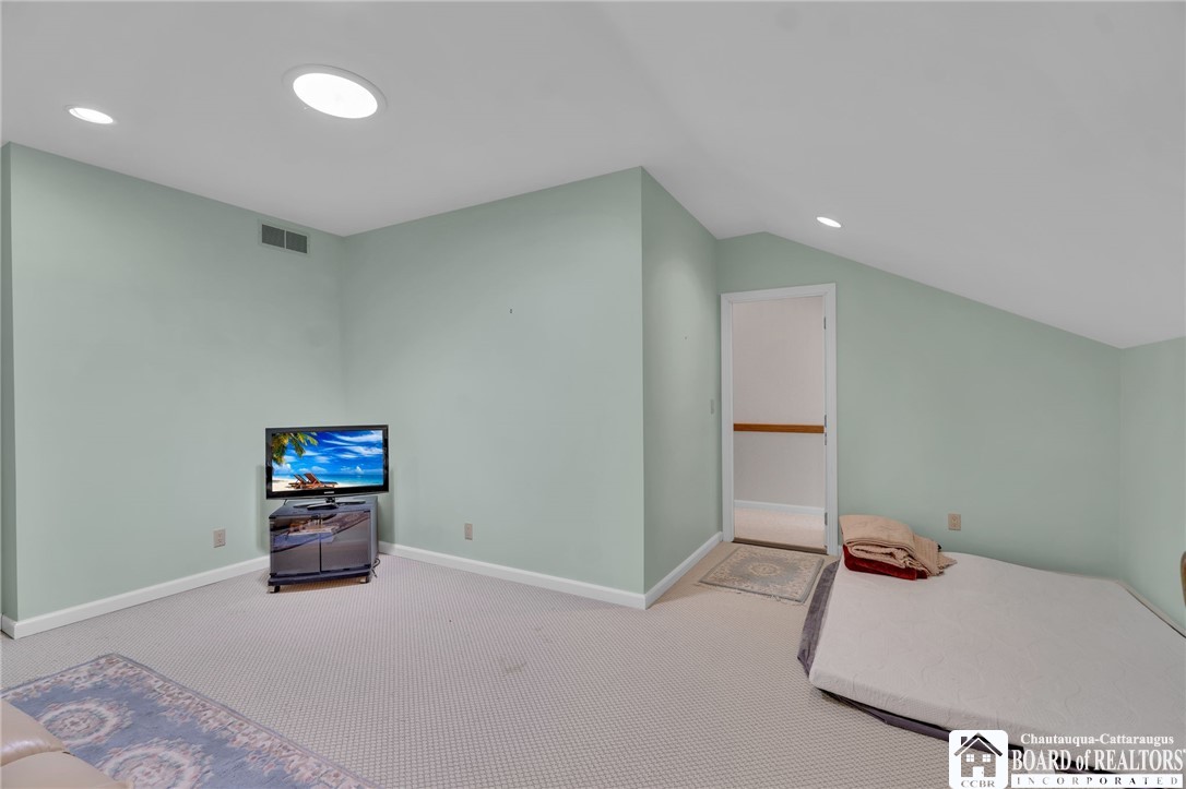 161 Hidden Ridge Common Amherst, NY 14221 - Photo 43 of 49 Gallery Image 43