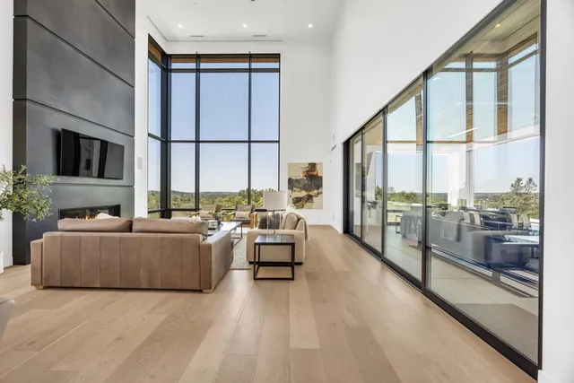 a view of an entryway