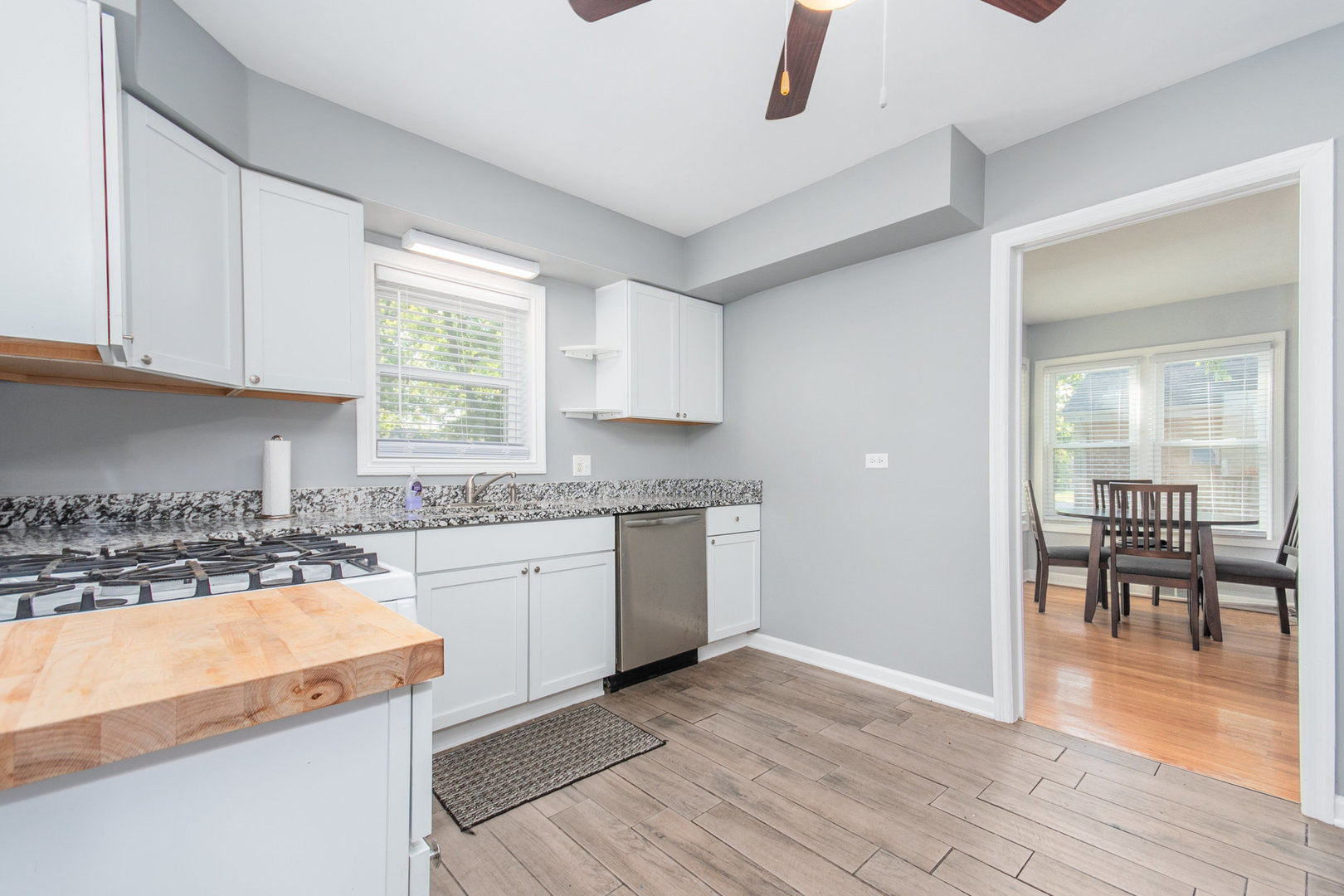 18536 Morris Avenue Homewood, IL 60430 - Photo 5 of 18