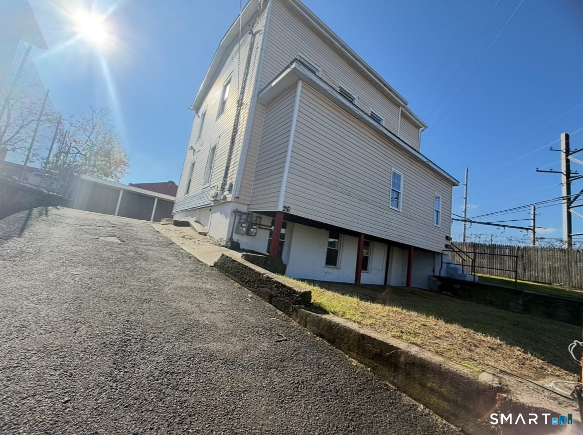 26 Clarence Street, Unit 1 Bridgeport, CT 06608 - Photo 15 of 17