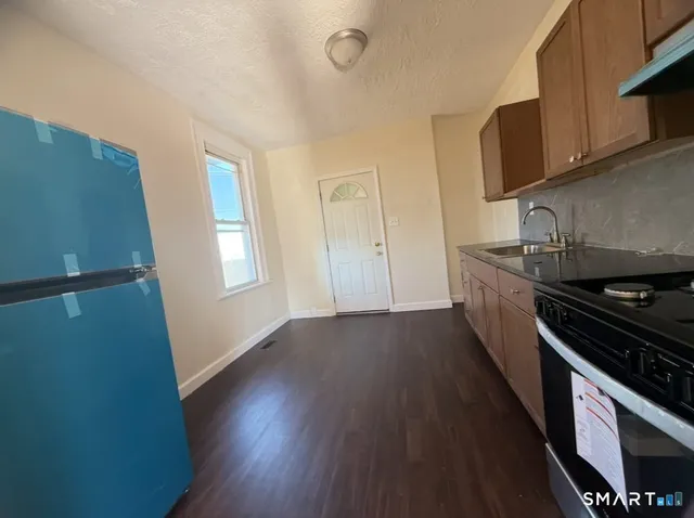 $2,150 | 26 Clarence Street, Unit 1, Bridgeport, CT 06608