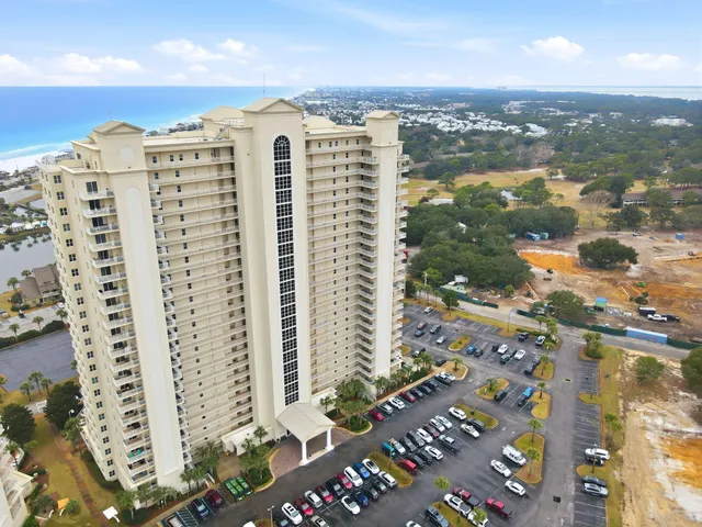 $439,999 | 122 Seascape Drive, Unit 305, Miramar Beach, FL 32550
