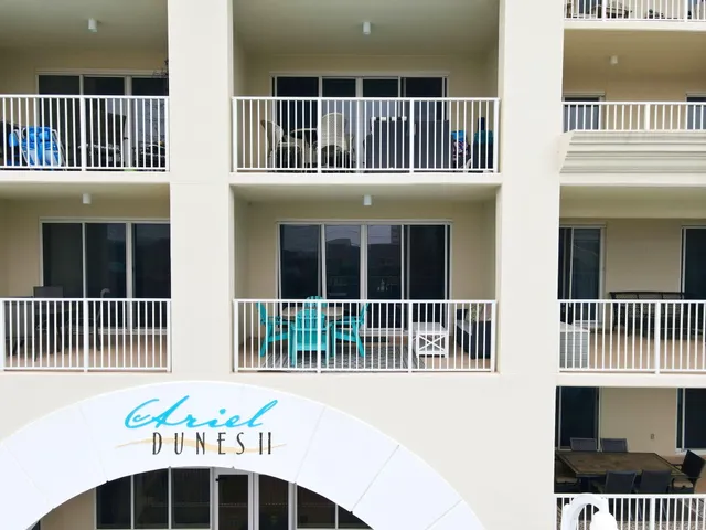 $439,999 | 122 Seascape Drive, Unit 305, Miramar Beach, FL 32550
