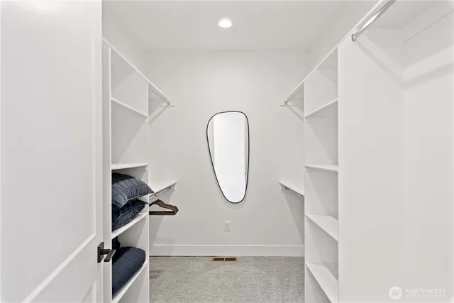 $1,749,000 | 9016 Tendril Lane Northwest, Quincy, WA 98848