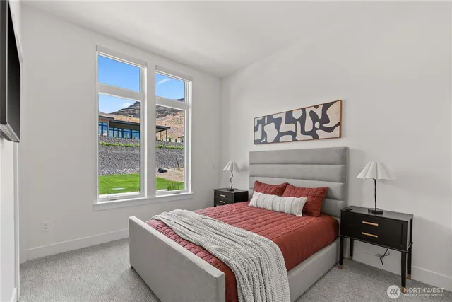 $1,749,000 | 9016 Tendril Lane Northwest, Quincy, WA 98848