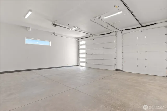 $1,749,000 | 9016 Tendril Lane Northwest, Quincy, WA 98848