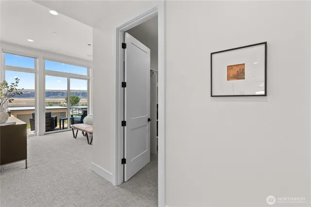 $1,749,000 | 9016 Tendril Lane Northwest, Quincy, WA 98848