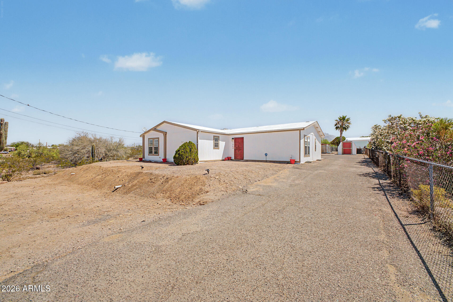 1863 South Vaquero Road Apache Junction, AZ 85119 - Photo 3 of 30 03 Vaquero