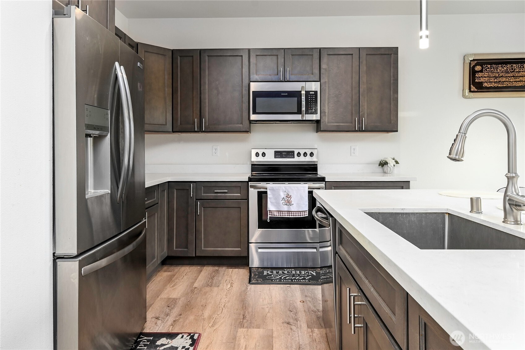 11512 3rd Place West, Unit B Everett, WA 98204 - Photo 8 of 26