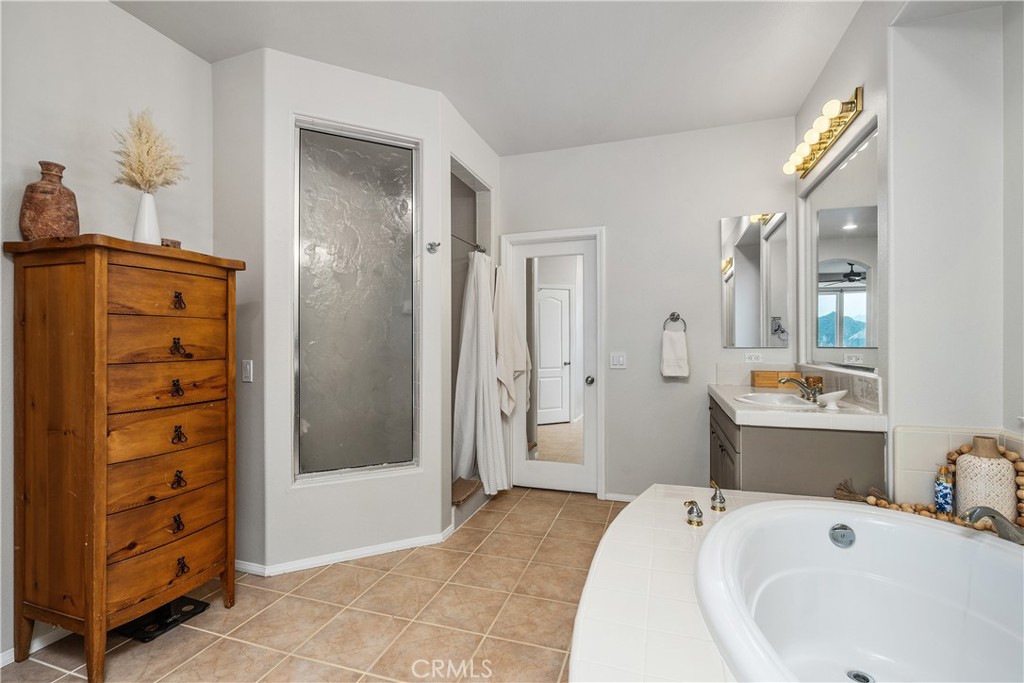 25730 Hawthorne Place Stevenson Ranch, CA 91381 - Photo 25 of 41