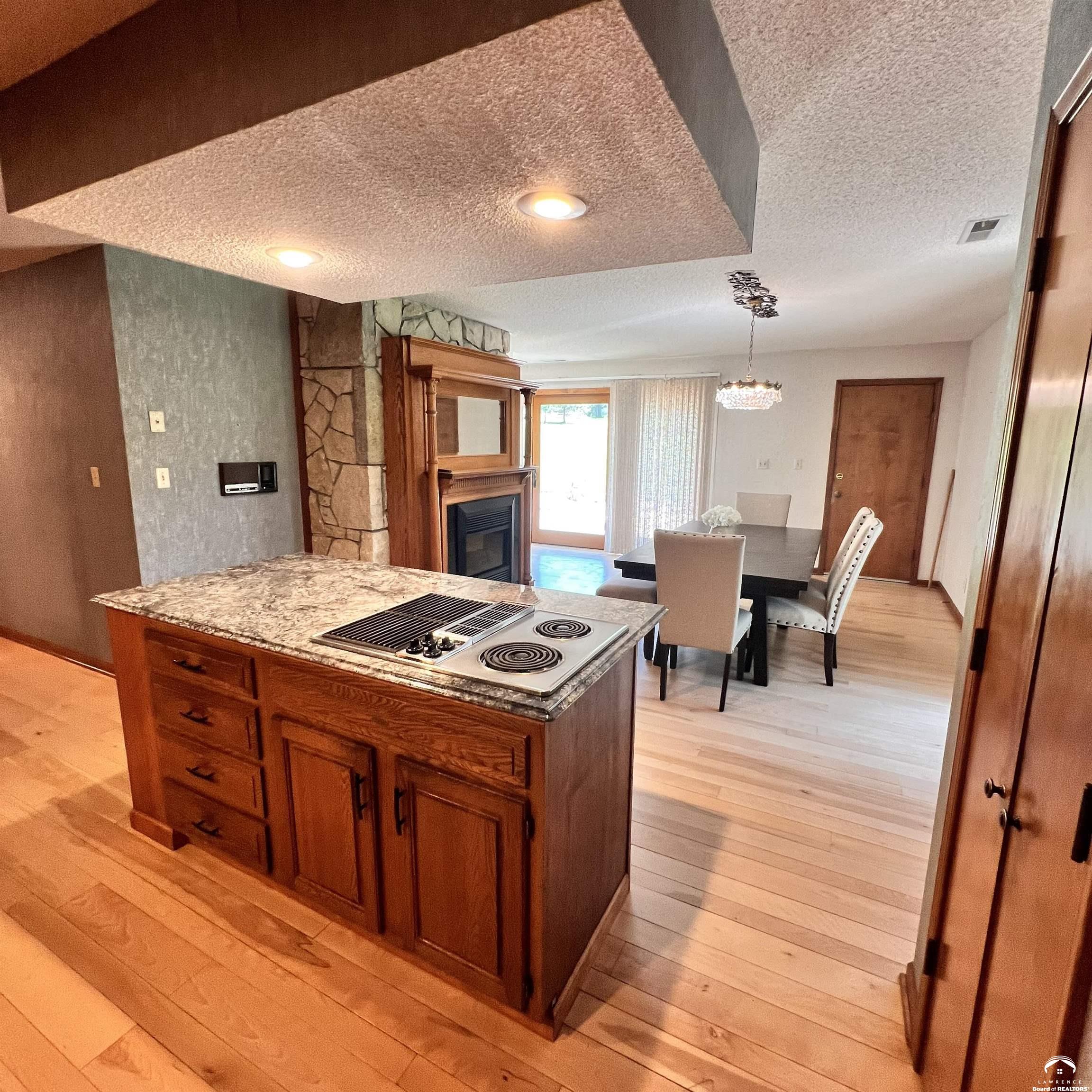 3840 Northeast Kimball Road Topeka, KS 66617 - Photo 16 of 38