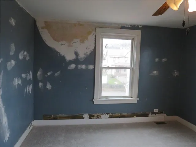 $84,900 | 606 Crest Avenue, Charleroi, PA 15022