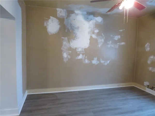 $84,900 | 606 Crest Avenue, Charleroi, PA 15022