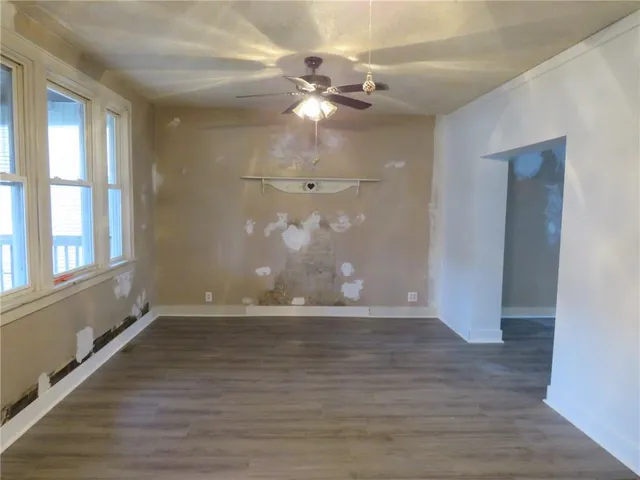 $84,900 | 606 Crest Avenue, Charleroi, PA 15022