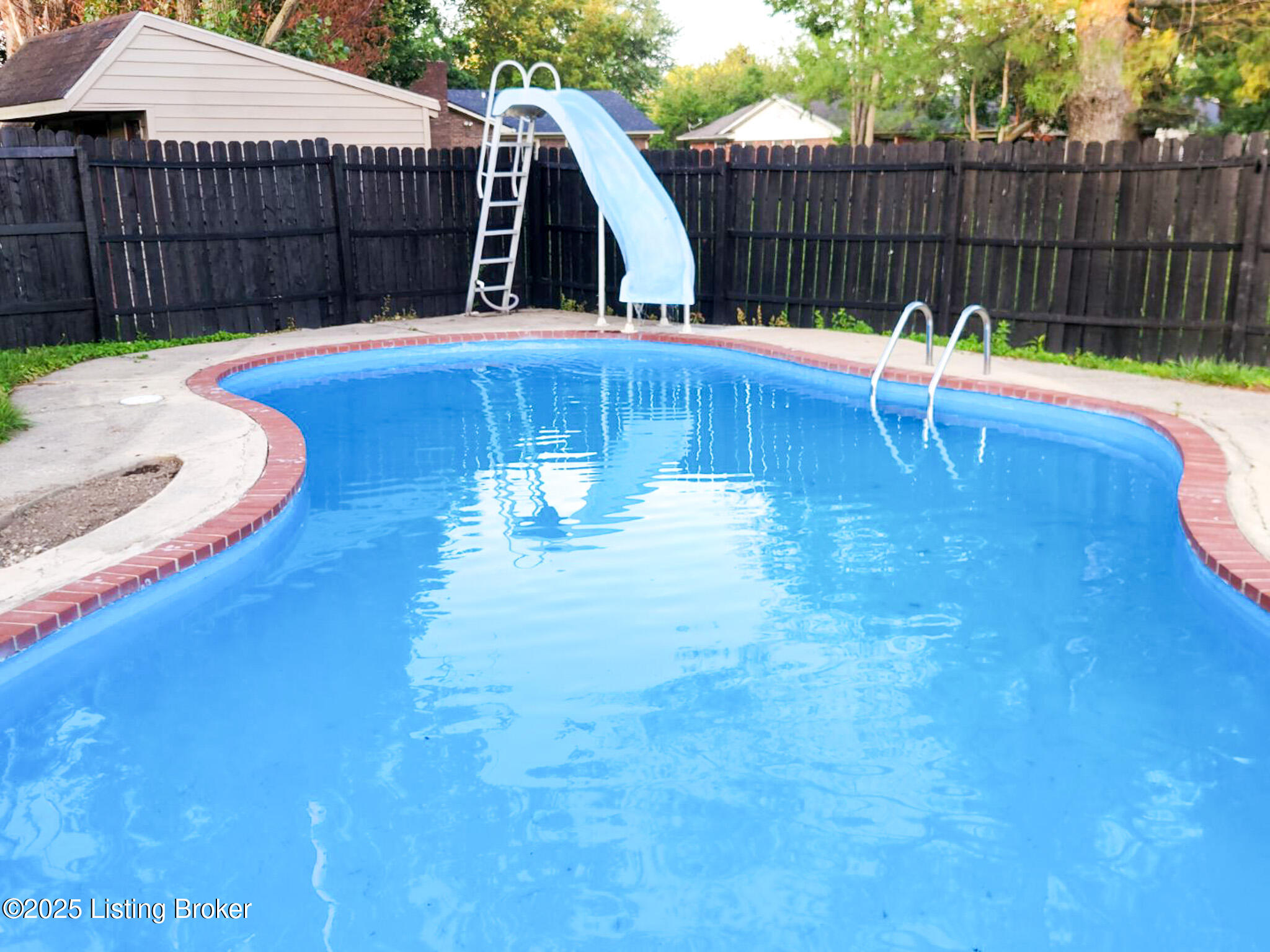 301 Foxtail Road Versailles, KY 40383 - Photo 33 of 38 Inground Pool