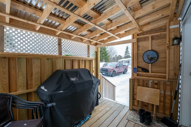 $171,000 | 41 Meadowmist Drive, Dalton, NH 03598