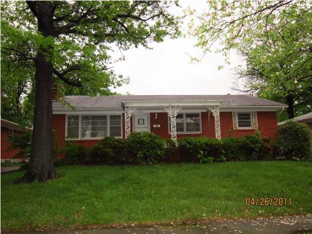 2920 Nepperhan Road Louisville, KY 40218 - Photo 1 of 10 Primary Photo