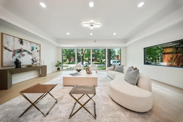 $1,695,000 | 2135 Quenby Street, Houston, TX 77005