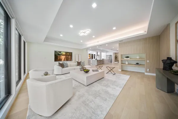 $1,695,000 | 2135 Quenby Street, Houston, TX 77005