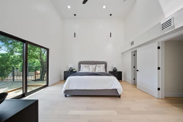 $1,695,000 | 2135 Quenby Street, Houston, TX 77005