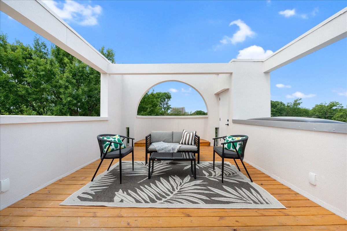 2135 Quenby Street Houston, TX 77005 - Photo 40 of 48 a view of outdoor space with seating