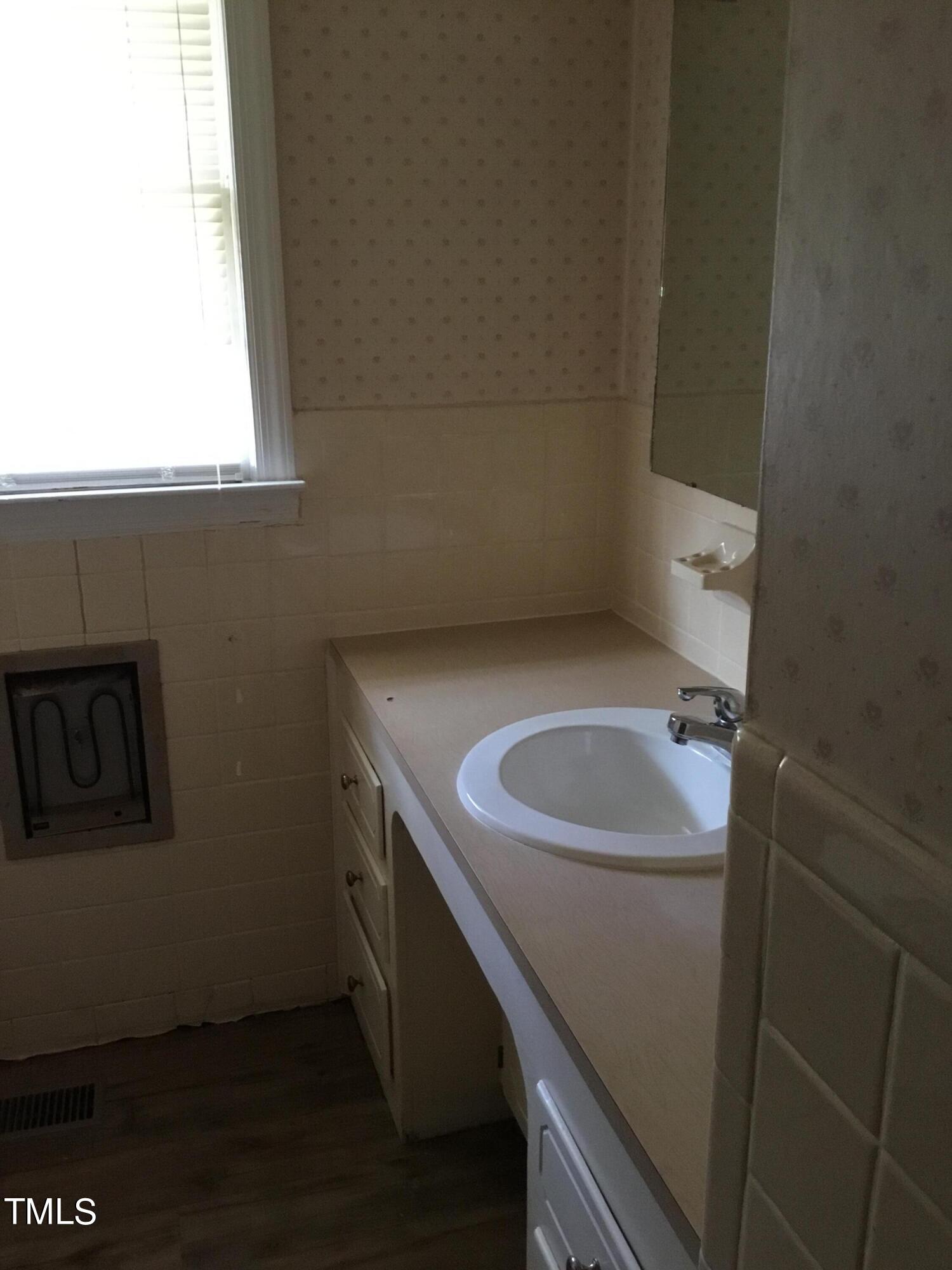 140 Surles Road Benson, NC 27504 - Photo 11 of 14 A8695B4F-C634-44FA-AB44-6598FAE49778