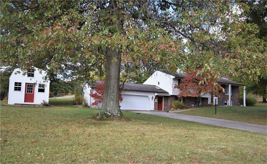 497 Pleasant Valley Road Washington, PA 15301 - Photo 2 of 25 Gallery Image 2
