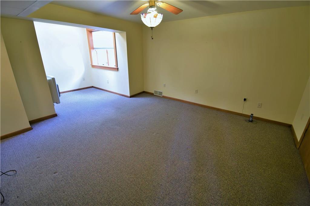 497 Pleasant Valley Road Washington, PA 15301 - Photo 18 of 25 Gallery Image 18