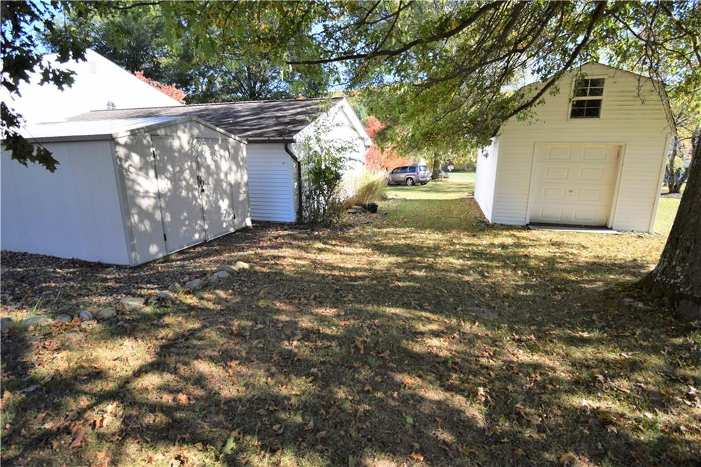 497 Pleasant Valley Road Washington, PA 15301 - Photo 5 of 25 Gallery Image 5