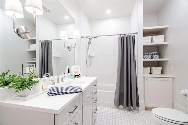 $795,000 | 2405 Octavia Street, New Orleans, LA 70115