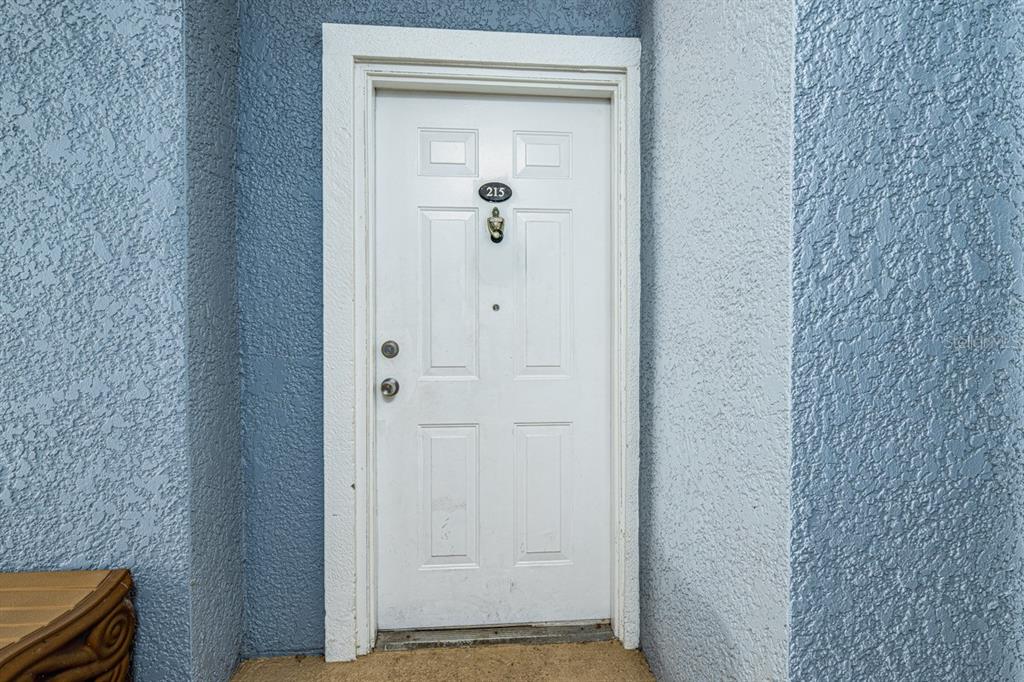 3561 Conroy Road, Unit 215 Orlando, FL 32839 - Photo 4 of 43 a view of room with window