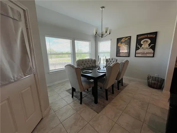 $270,000 | 1504 Mckinney Court, Brenham, TX 77833