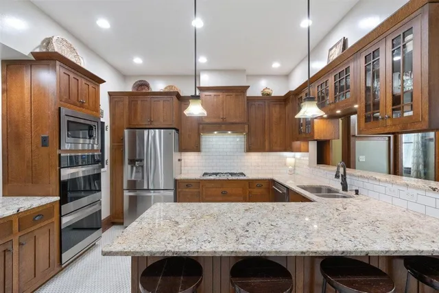 $685,000 | 323 South Central Avenue, Richland Center, WI 53581