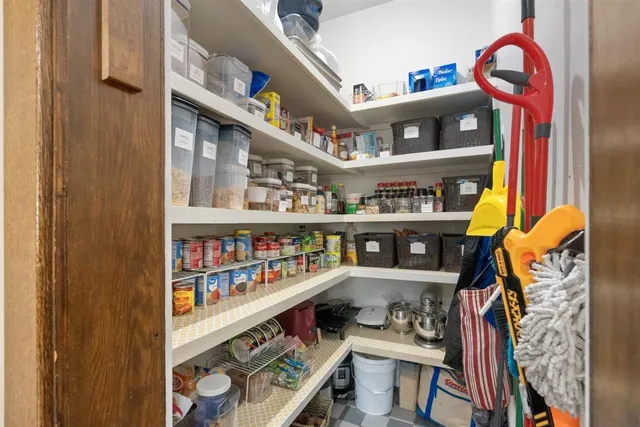 $685,000 | 323 South Central Avenue, Richland Center, WI 53581