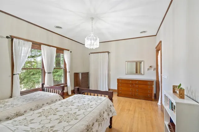 $685,000 | 323 South Central Avenue, Richland Center, WI 53581