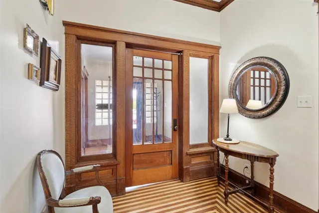 $685,000 | 323 South Central Avenue, Richland Center, WI 53581