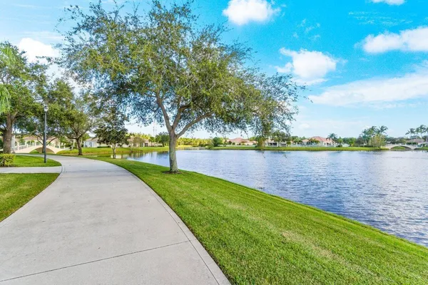 $10,000 | 8222 Dominica Place, Wellington, FL 33414