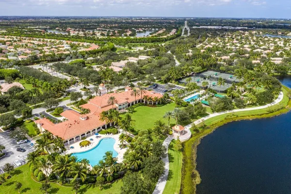 $10,000 | 8222 Dominica Place, Wellington, FL 33414