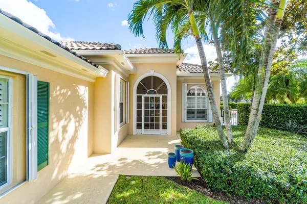 $10,000 | 8222 Dominica Place, Wellington, FL 33414