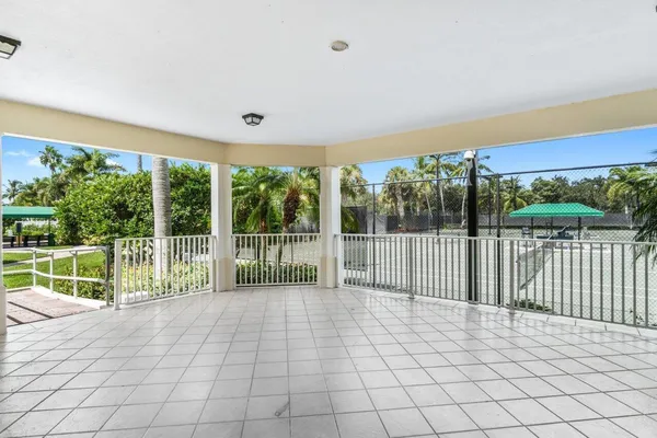 $10,000 | 8222 Dominica Place, Wellington, FL 33414
