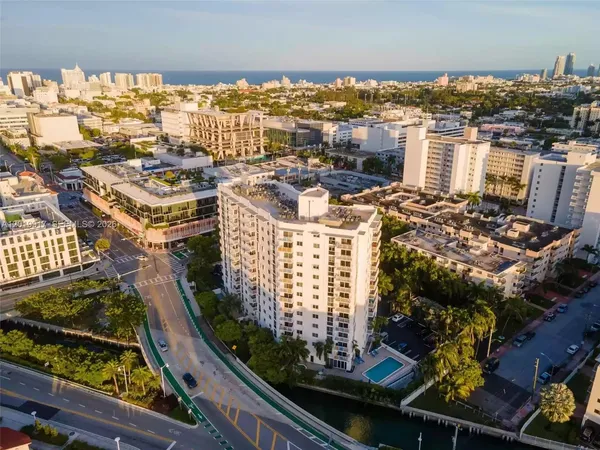 $3,200 | 1688 West Avenue, Unit 804, Miami Beach, FL 33139