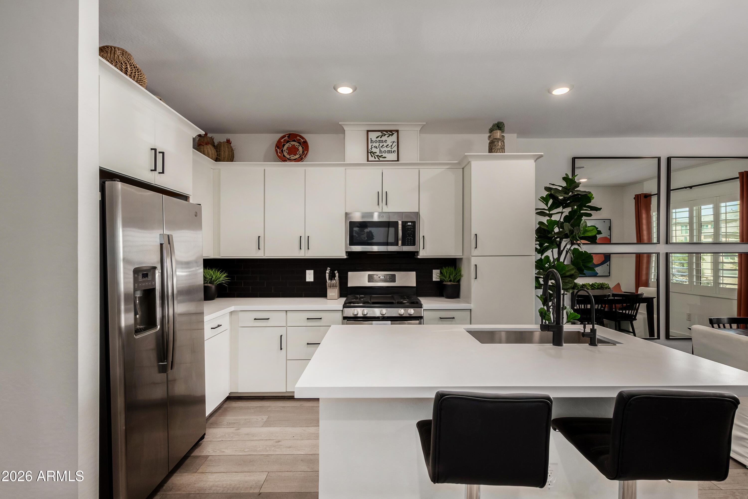 4548 South Renaissance Drive, Unit 103 Gilbert, AZ 85297 - Photo 5 of 19 kitchen 3