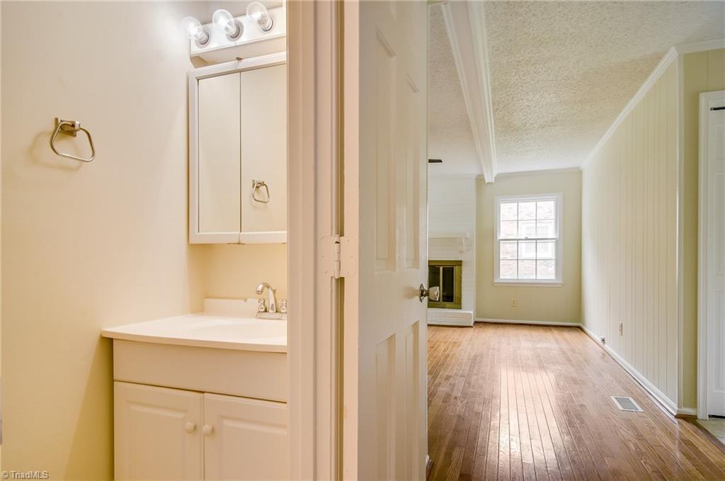 2110 Three Meadows Road Greensboro, NC 27455 - Photo 11 of 29 Gallery Image 11